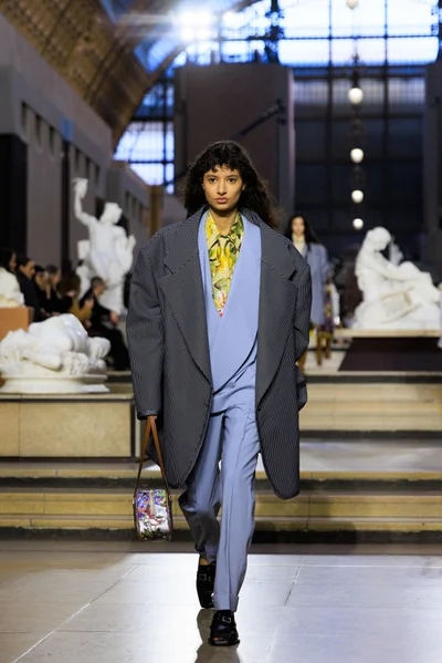 Look 23
